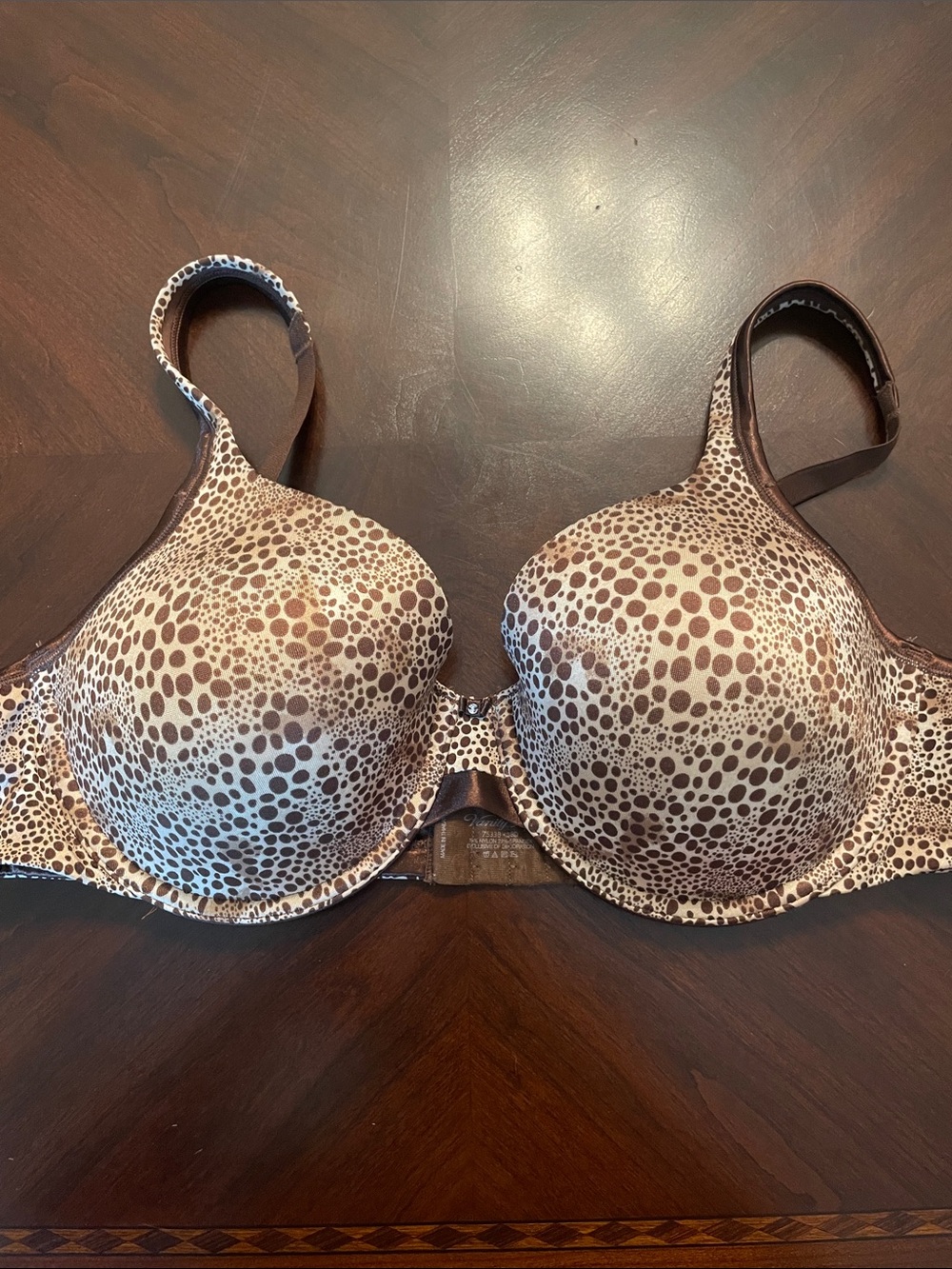 Vanity Fair Brown and Tan Bra Size 38D